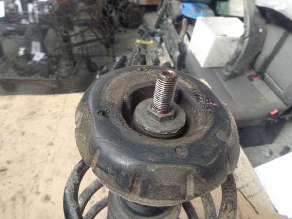 AMORTISSEUR AVANT DROIT PEUGEOT 208 - Vue 2